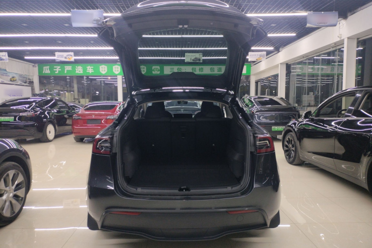 特斯拉 Model Y 2024款 后轮驱动版机舱底盘23