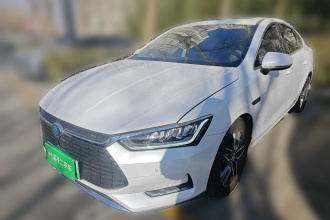 比亚迪 秦Pro新能源 2019款 EV 超能版 高功率智联领耀型