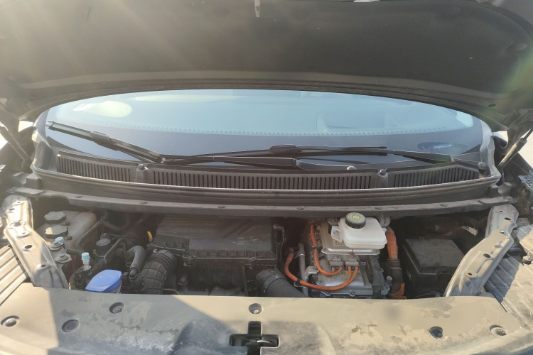 腾势D9 2022款 DM-i 970 四驱旗舰型局部细节24