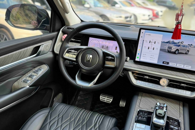 坦克500 2023款 3.0T 运动版 造境型 5座中控内饰7008