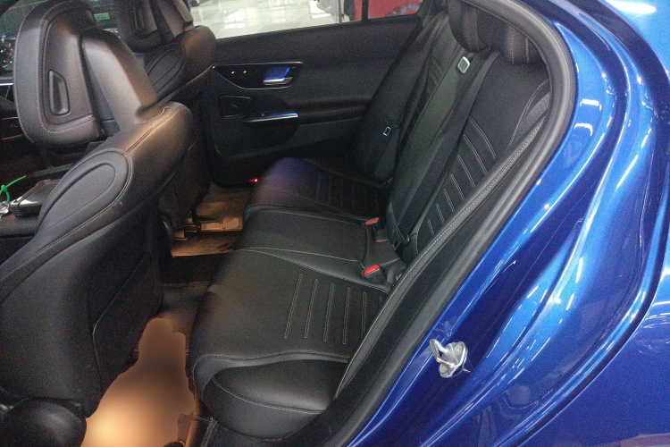 奔驰C级 2022款 C 200 L 运动版中控内饰21