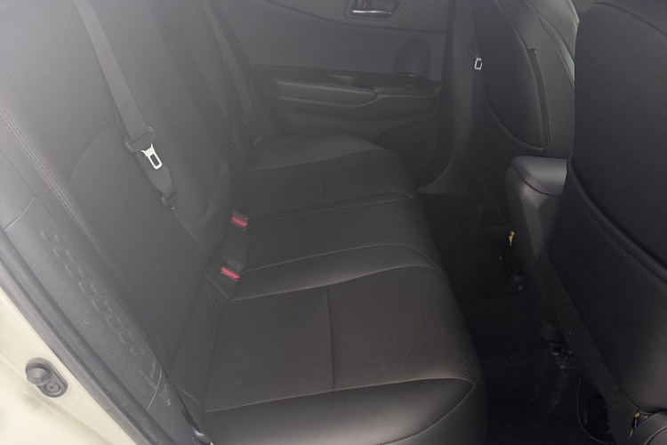 丰田 奕泽IZOA 2020款 2.0L 奕享版中控内饰7011