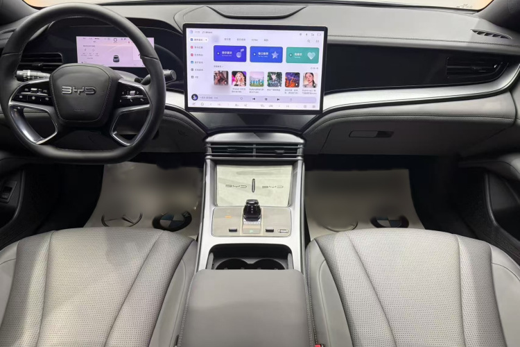 比亚迪 海豹07 DM-i 2025款 DM-i 1.5L 125km 精英型中控内饰7002
