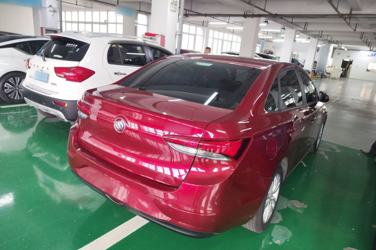 别克 英朗 2021款 改款 典范 1.5L 自动精英型车身外观7