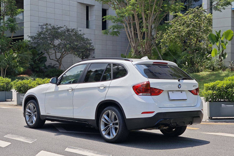 宝马X1 2013款 sDrive18i 运动设计套装车身外观6006