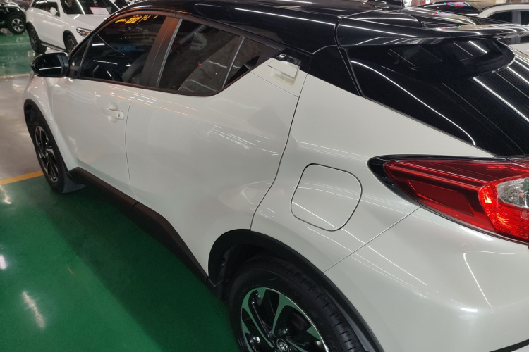 丰田 奕泽IZOA 2018款 2.0L 奕驰版 国V车身外观4