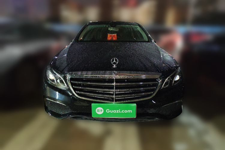 奔驰E级 2020款 E 300 L 豪华型车身外观2