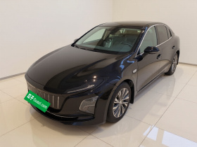 红旗E-QM5 2022款 431km 充电乐享版