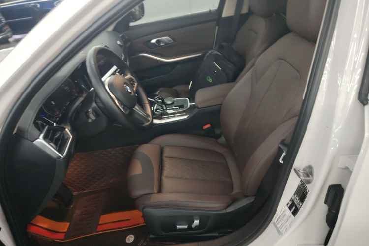 宝马3系 2022款 改款 325Li M运动套装局部细节19