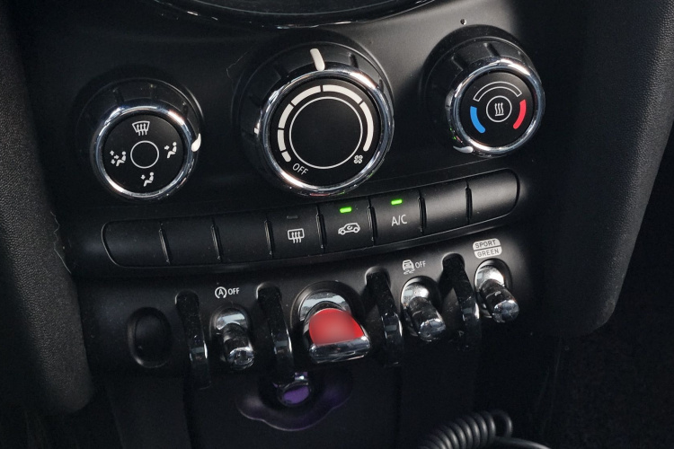 MINI 2018款 1.5T COOPER 经典派车身外观6013