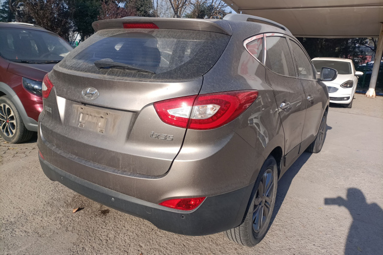 北京现代ix35 2013款 2.0L 自动两驱智能型GLS 国IV车身外观7