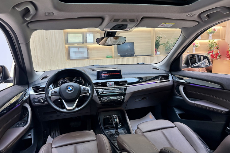 宝马X1 2020款 sDrive20Li 时尚型中控内饰7002