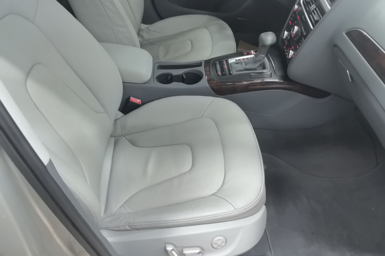 奥迪A4L 2015款 35 TFSI 自动舒适型局部细节41