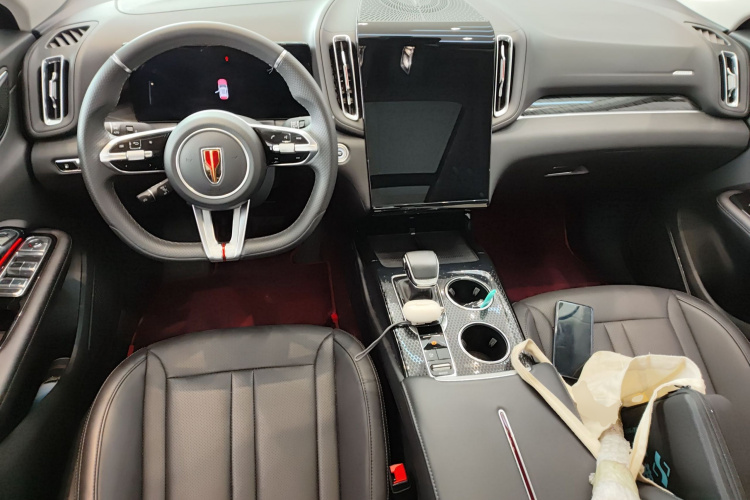 红旗HS3 PHEV 2024款 PHEV 115km 劲为版中控内饰12