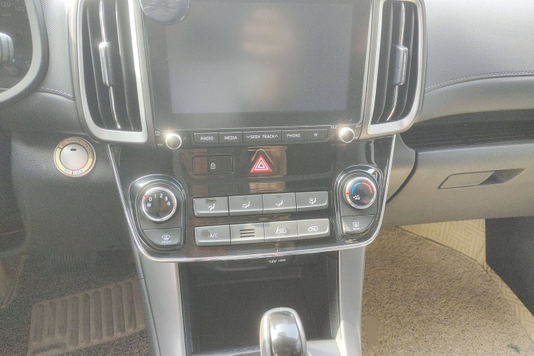 北京现代ix35 2019款 2.0L 自动两驱智勇·畅享版 国V局部细节9003