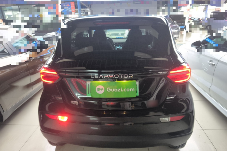 零跑汽车 零跑T03 2022款 炫晶版车身外观6