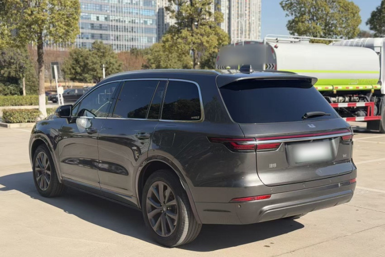 理想汽车 理想ONE 2020款 增程6座版车身外观6007