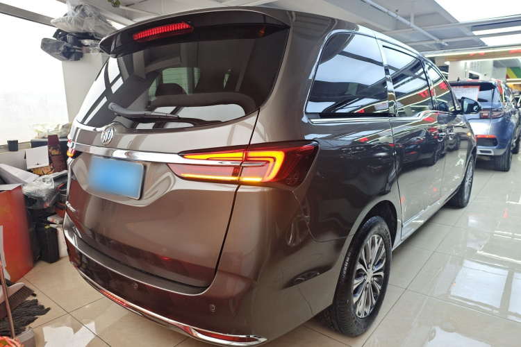 别克GL8 2022款 陆上公务舱 652T 豪华型车身外观6005