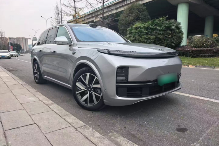 理想汽车 理想L8 2023款 Max车身外观6008