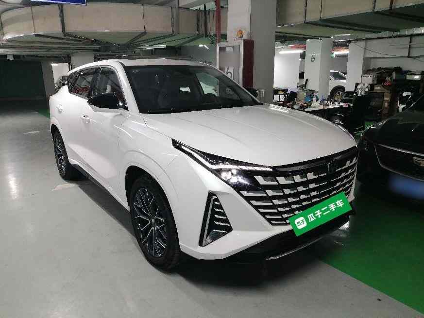 长安UNI-Z 2025款 1.5T 豪华型(5)