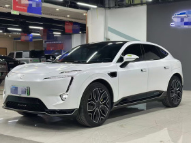 阿维塔11 2023款 鸿蒙 90度 四驱版