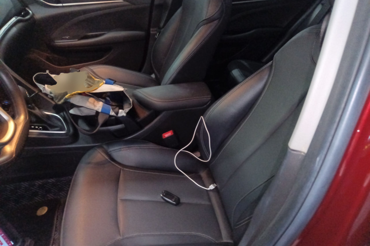 别克 英朗 2021款 改款 典范 1.5L 自动精英型中控内饰19