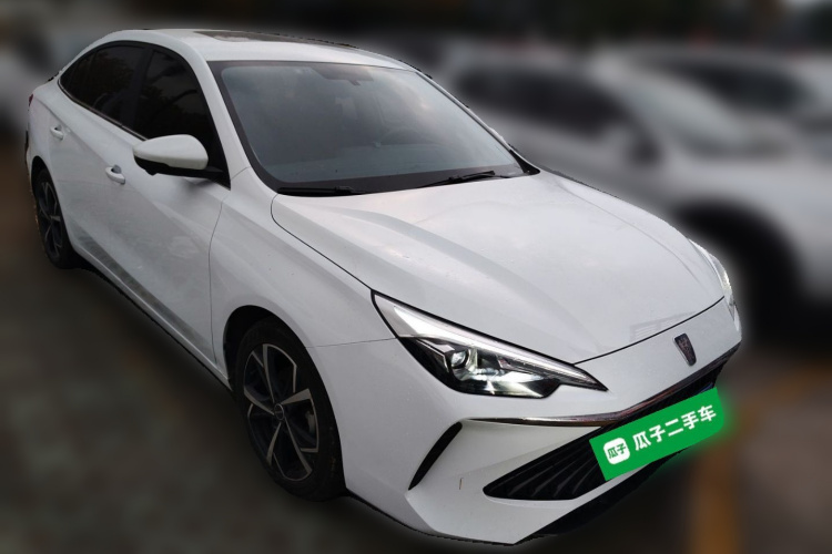 荣威i5 2023款 1.5L CVT尊荣版车身外观3