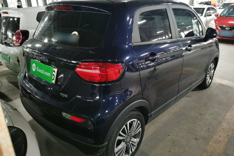 零跑汽车 零跑T03 2021款 400轻享版 三元锂车身外观6005