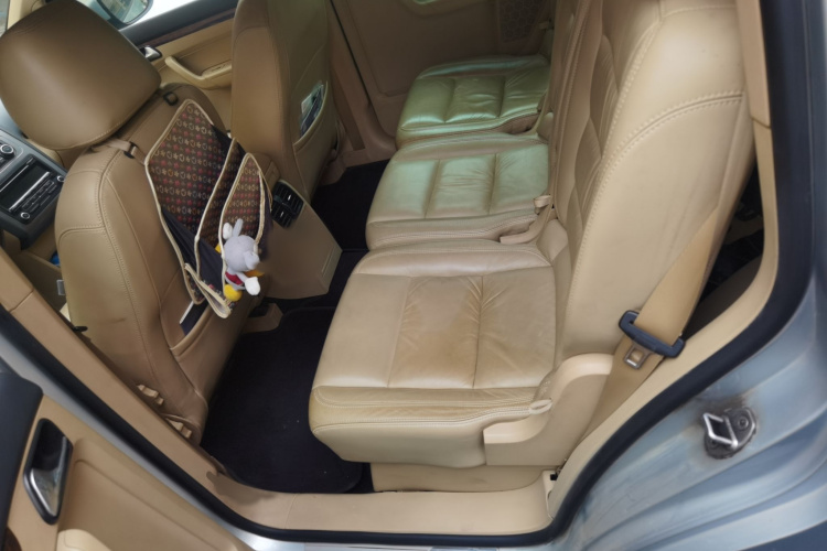 大众 途安 2011款 1.4T DSG智臻版5座中控内饰7004