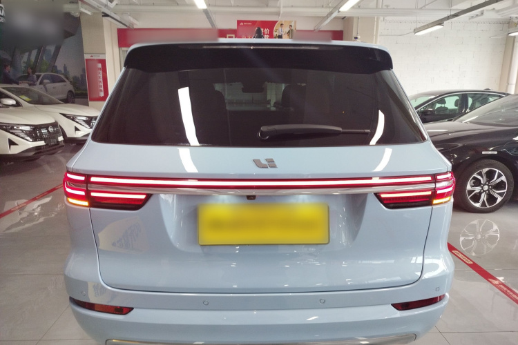 理想汽车 理想ONE 2020款 增程7座版车身外观6004