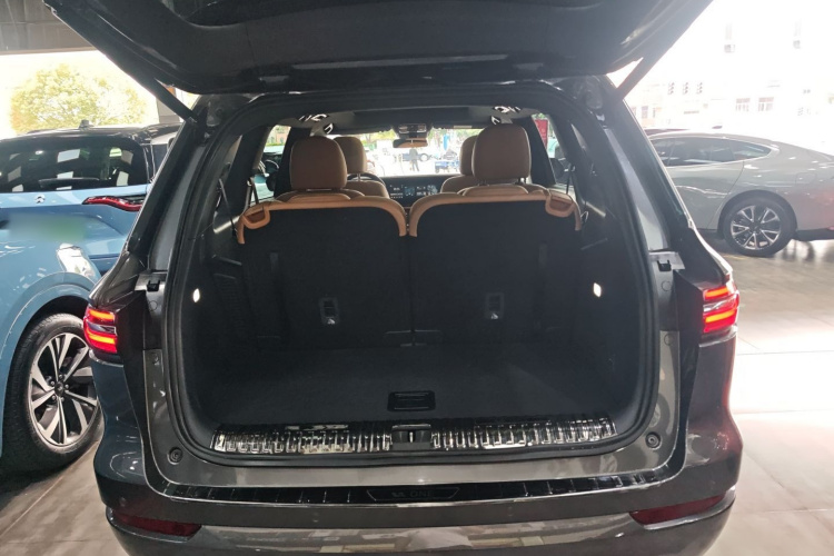 理想汽车 理想ONE 2021款 增程6座版局部细节23