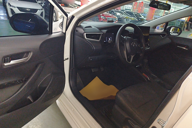 丰田 雷凌 2023款 TNGA 1.5L CVT进取版中控内饰20