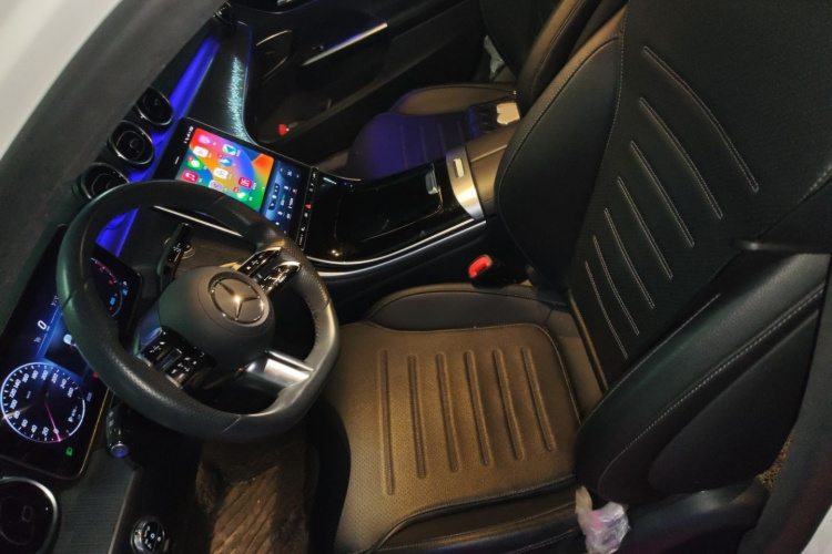 奔驰C级 2022款 C 200 L 运动版局部细节19