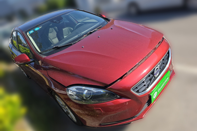 沃尔沃V40 2016款 T3 智逸版车身外观3