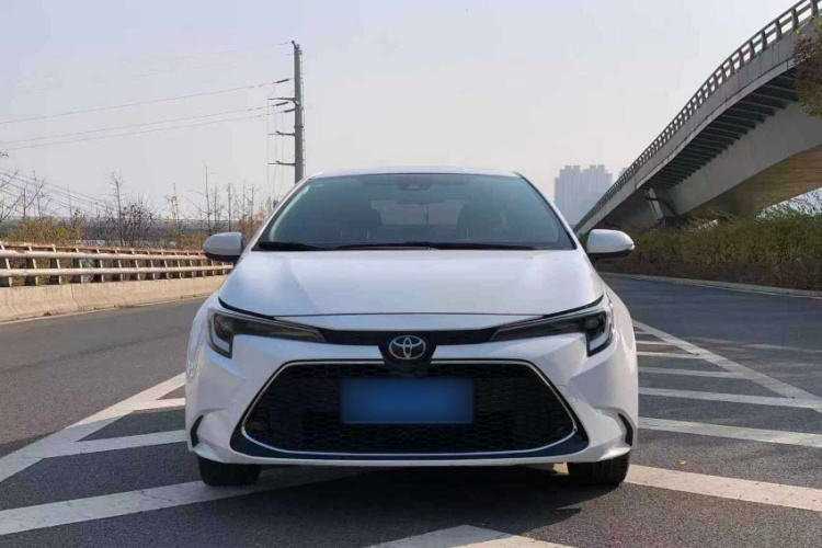 丰田 雷凌 2024款 185T CVT豪华版车身外观6001