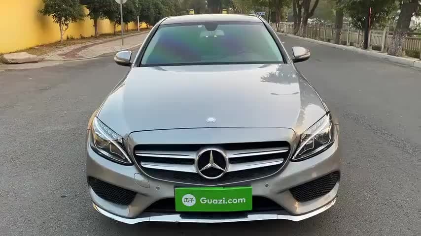 奔驰C级 2016款 C 200 L 运动型实拍1