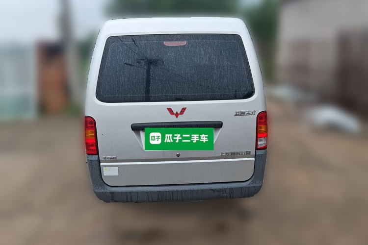 五菱汽车 五菱之光 2023款 1.5L 实用型 5/7座车身外观6004