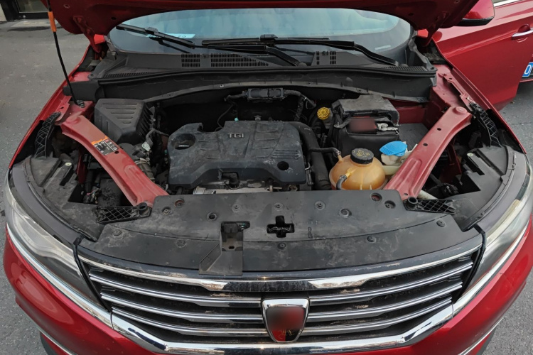 荣威RX5 2018款 20T 两驱自动旗舰版机舱底盘24