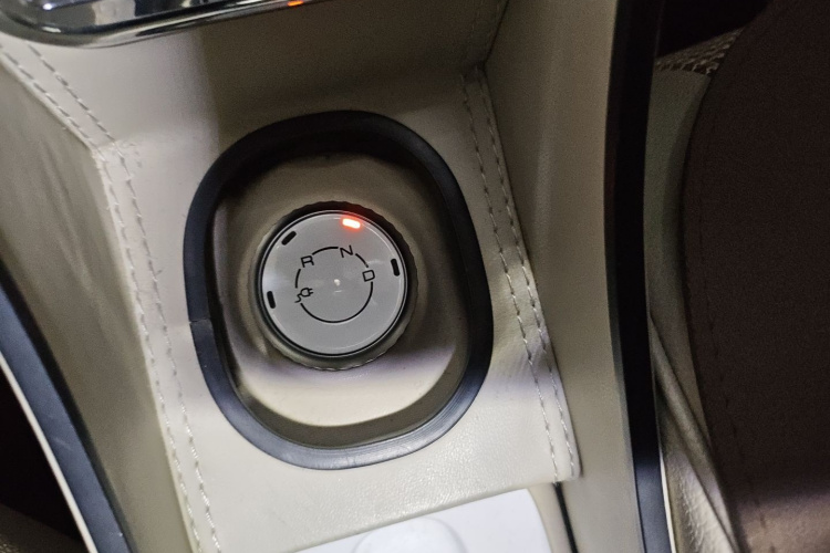 五菱汽车 宏光MINIEV 2024款 第三代 215km 进阶版局部细节18