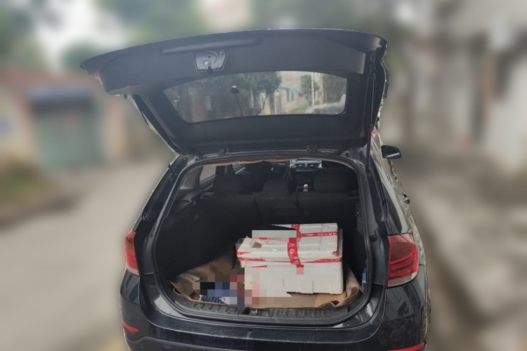 宝马X1 2013款 sDrive18i 时尚型局部细节23