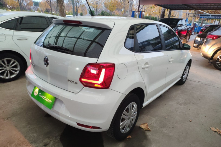 大众 Polo 2016款 1.4L 自动风尚型车身外观7