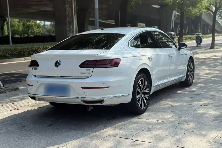 一汽-大众CC 2020款 330TSI 魅颜版 国VI车身外观6006