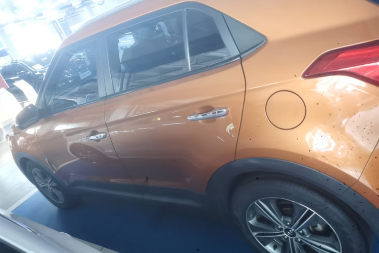 北京现代ix25 2015款 1.6L 自动两驱智能型GLS车身外观6003