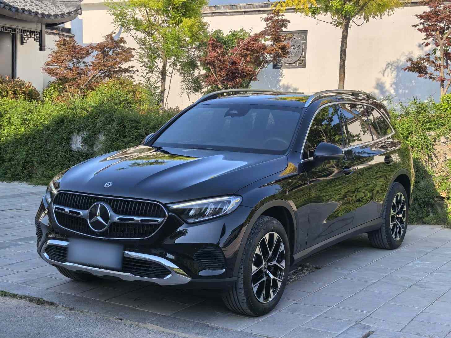 奔驰GLC 2023款 GLC 260 L 4MATIC 动感型 5座(1)