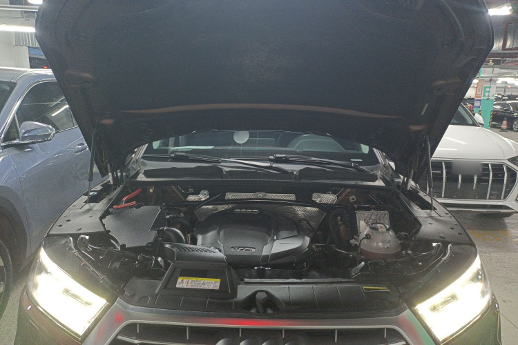 奥迪Q5L 2018款 45 TFSI 尊享时尚型 国V局部细节24