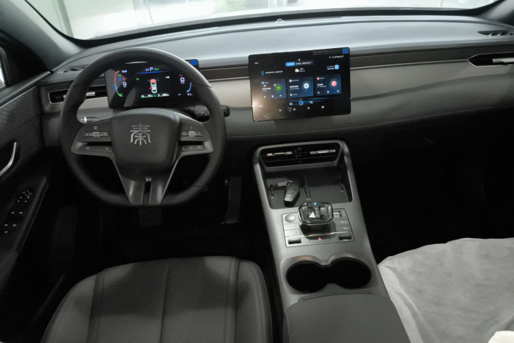 比亚迪 秦PLUS 2025款 DM-i 智驾版 55KM领先型中控内饰12