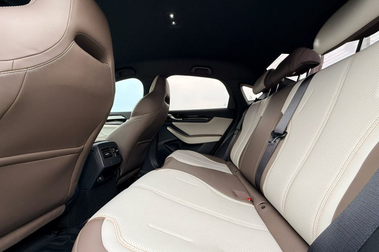 比亚迪 秦PLUS 2023款 冠军版 DM-i 55KM领先型中控内饰7004