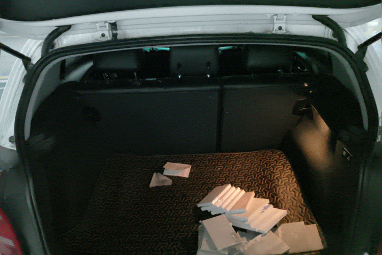 宝马1系(进口) 2008款 120i 自动挡中控内饰23