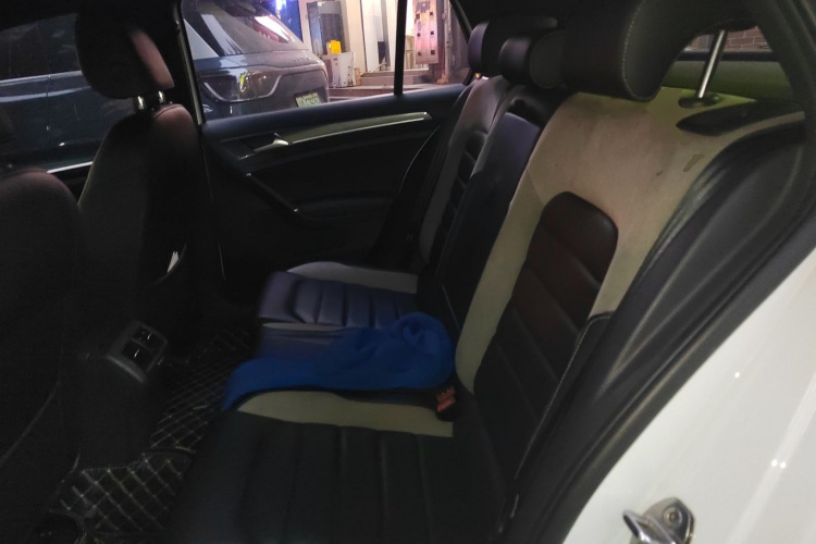 大众 高尔夫 2018款 280TSI 自动R-Line型中控内饰21