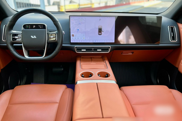理想汽车 理想L6 2024款 Pro中控内饰7006